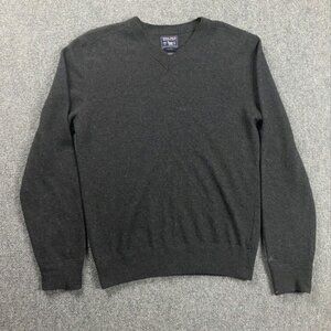 Vintage Woolrich Sweater Adults Medium‎ Gray V-Neck John Rich & Bros Wool Mens